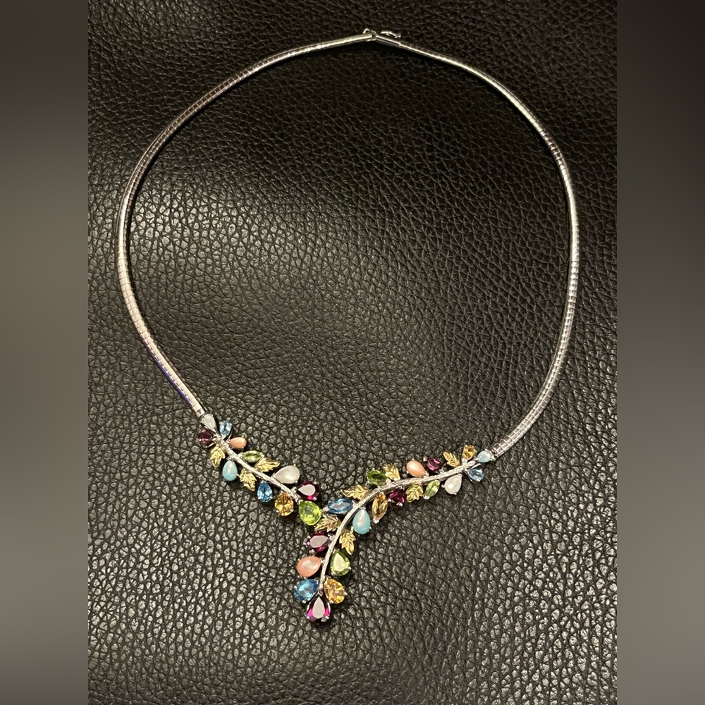 Sterling Silver Omega Necklace w/semi precious gemstones & gold plated leaves - Picture 14 of 14